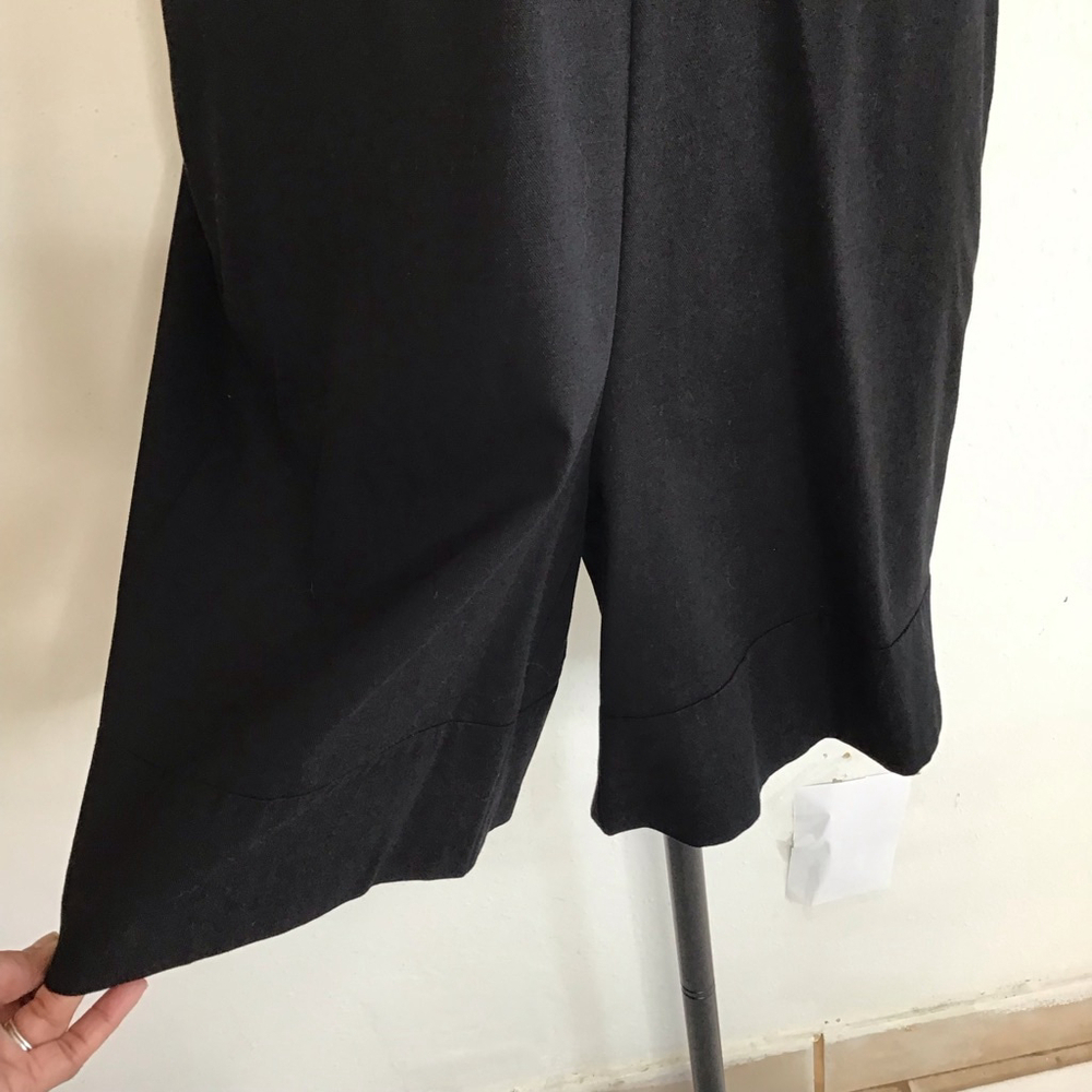 Ann Taylor Women Elegant Factory Black V-Neck Short Sleeve Jumpsuit Size 12 - Picture 10 of 16